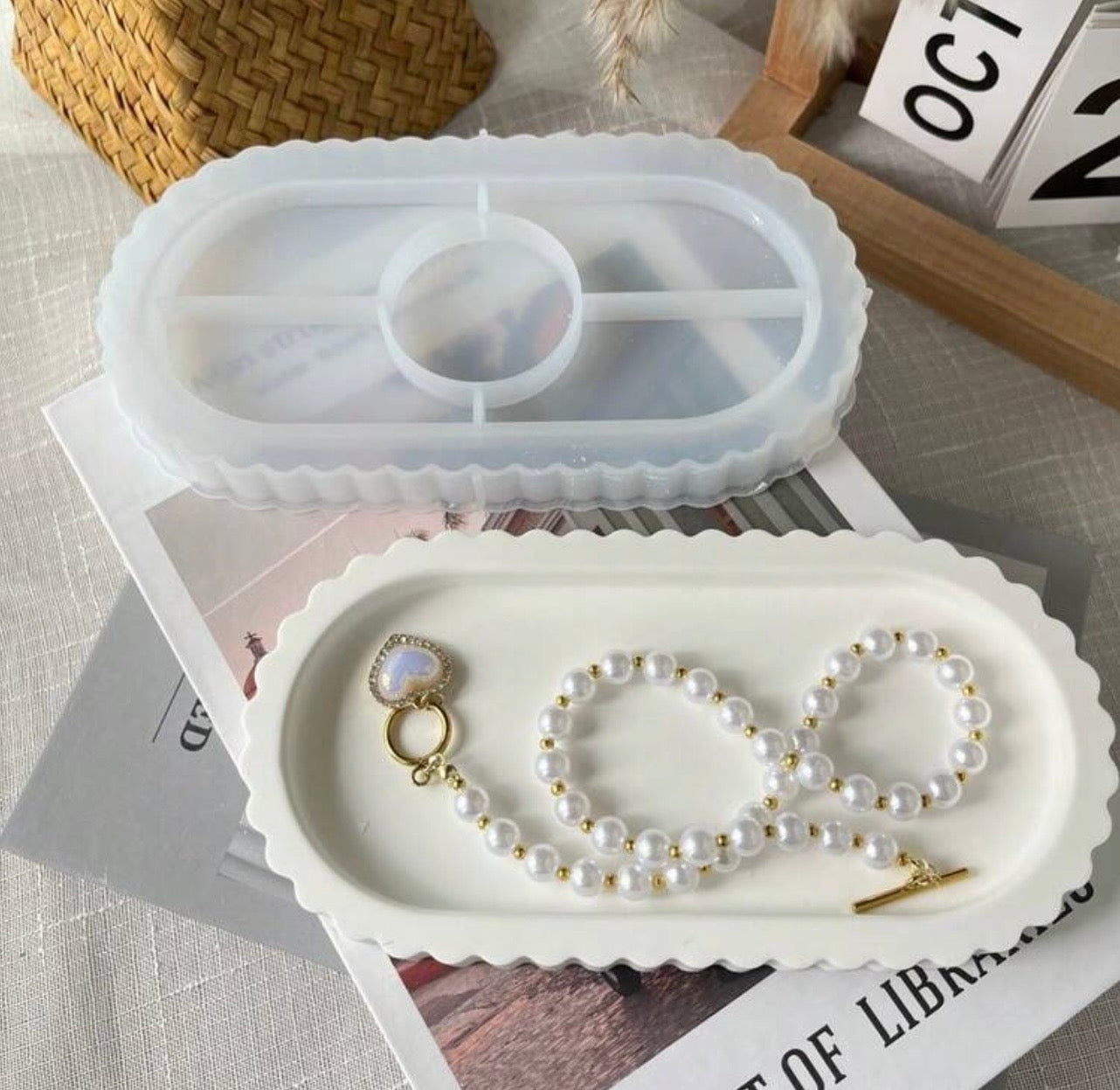 Stripped Tray Mold