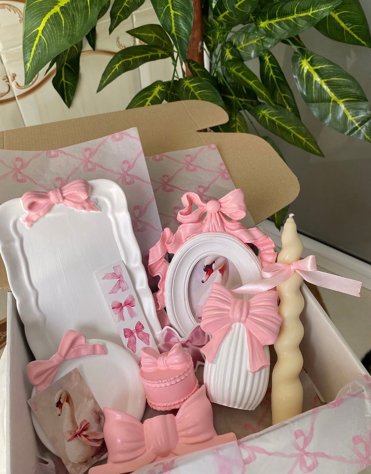 Bow Embossed Molds