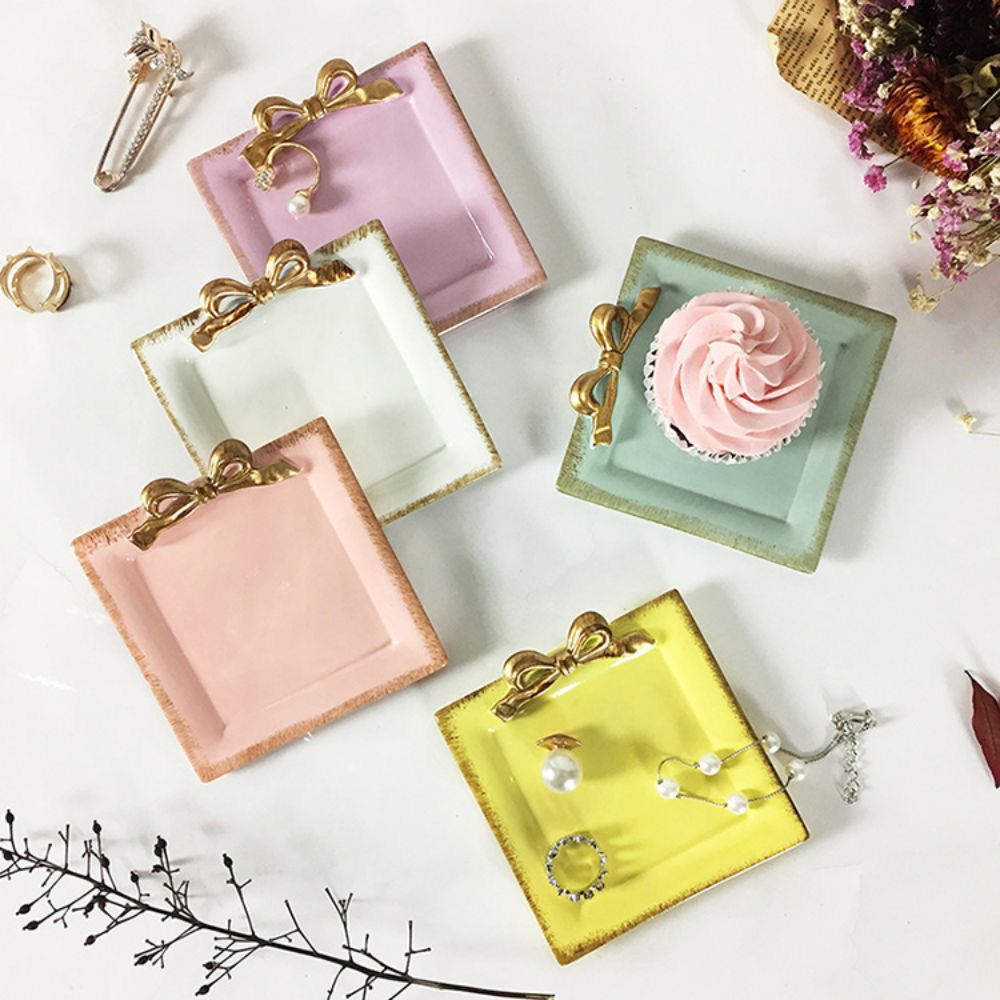 Square Bow Coaster